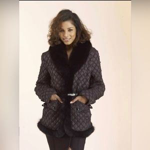 Avante Collection Black Coat With Fox Fur Trim Collar X Small